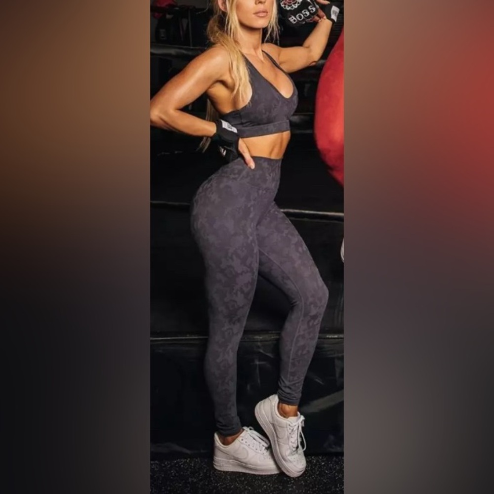 BuffBunny Confidential Jacquard Camo Legging